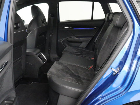 Škoda Enyaq iV 80 Sportline | SOH 92.7% | Leder/alcantara | Stuur verwarming | Camera | Park assist | Cruise control | Carplay | Sfeerverlichting | 21''