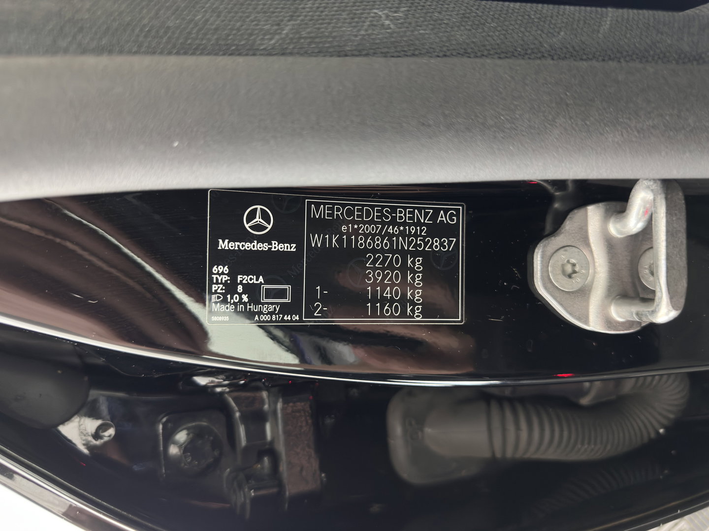 Mercedes-Benz CLA-Klasse Shooting Brake 250 e Business Solution AMG Limited (Plug-in) (INCL.BTW) Aut. *PANO | LEATHER-MICROFIBRE | FULL-LED | HEATED-SPORTSEATS | AMBIENT-LIGHT | DIGI-COCKPIT | DAB+ | NAVI-FULLMAP | CAMERA | PRIVACYGLASS | SHIFTPADDLES | 18''ALU*