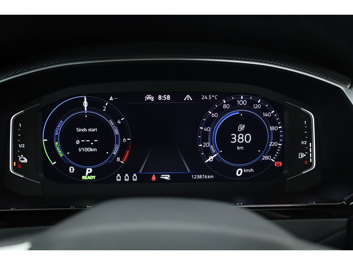 Volkswagen Arteon Shooting Brake 1.4 TSI eHybrid R-Line Business+ | Rijklaar!! | Pano | HUD | Massage | Elek. Trekhaak | Standkachel | 360cam | Digi. Cockpit | Stoel- Stuurverw. | Adapt. Cruise | CarPlay