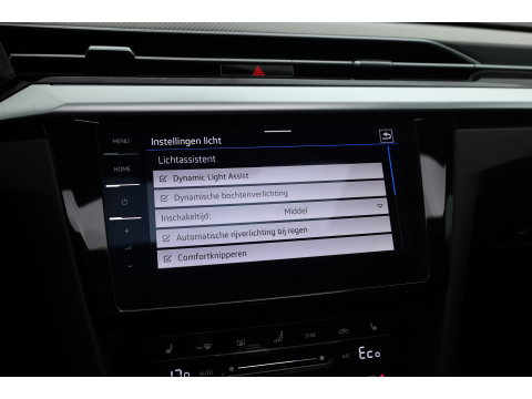 Volkswagen Arteon Shooting Brake 1.4 TSI eHybrid R-Line Business+ | Rijklaar!! | Pano | HUD | Massage | Elek. Trekhaak | Standkachel | 360cam | Digi. Cockpit | Stoel- Stuurverw. | Adapt. Cruise | CarPlay