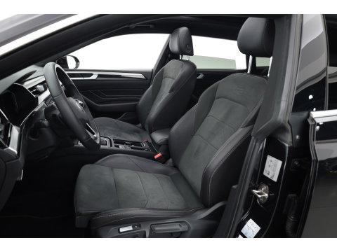 Volkswagen Arteon Shooting Brake 1.4 TSI eHybrid R-Line Business+ | Rijklaar!! | Pano | HUD | Massage | Elek. Trekhaak | Standkachel | 360cam | Digi. Cockpit | Stoel- Stuurverw. | Adapt. Cruise | CarPlay