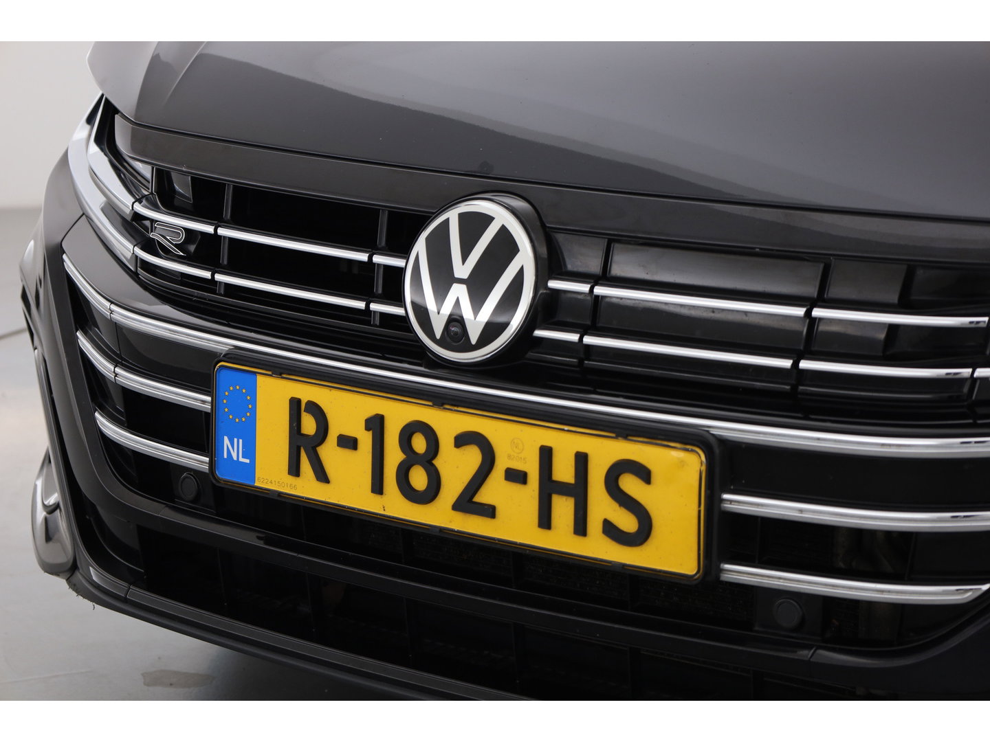 Volkswagen Arteon Shooting Brake 1.4 TSI eHybrid R-Line Business+ | Rijklaar!! | Pano | HUD | Massage | Elek. Trekhaak | Standkachel | 360cam | Digi. Cockpit | Stoel- Stuurverw. | Adapt. Cruise | CarPlay