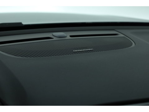 Volvo XC40 2.0 B3 Ultra Black Edition | MY26 | Pano-dak | H&K audio | ACC | 360 Cam | Mem stoelen |