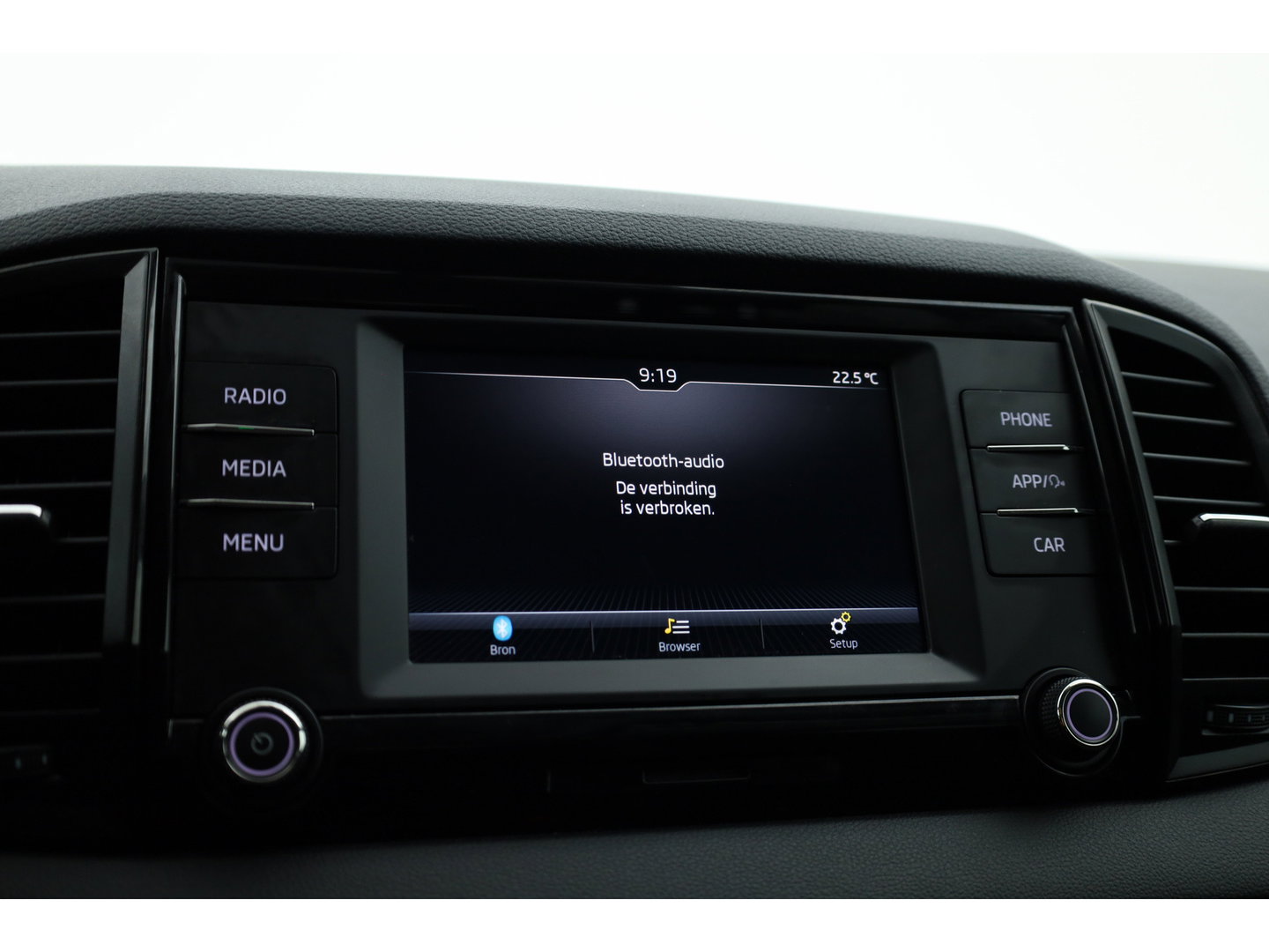 Škoda Karoq 1.0 TSI Business Edition | Rijklaar !! | Cruise | 18'' | All Seasons | PDC | DAB | Airco | bluetooth