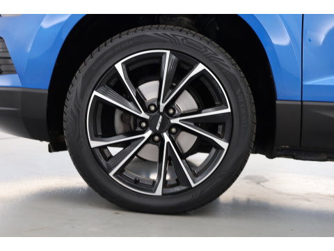 Škoda Karoq 1.0 TSI Business Edition | Rijklaar !! | Cruise | 18'' | All Seasons | PDC | DAB | Airco | bluetooth