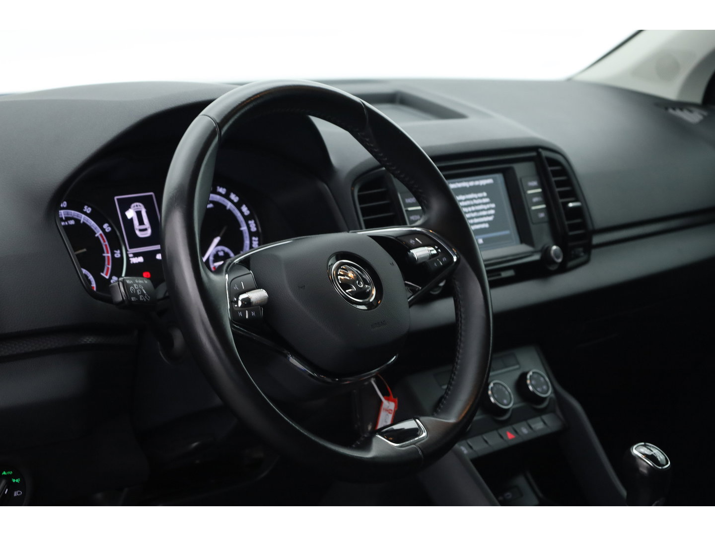 Škoda Karoq 1.0 TSI Business Edition | Rijklaar !! | Cruise | 18'' | All Seasons | PDC | DAB | Airco | bluetooth