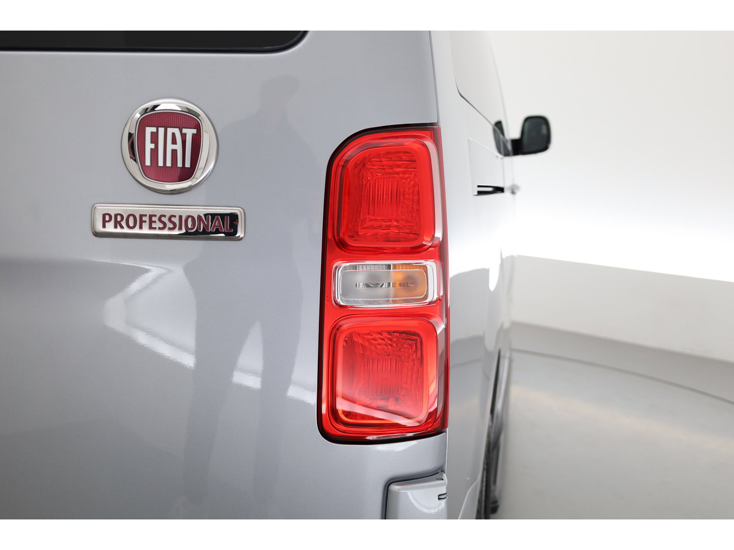 Fiat Scudo 2.0 D-180pk Dubb.Cabine | Automaat | L3H1 HH Edition BPM Vrij | Trekhaak | Cruise | Dakspoiler | Spoilerlip