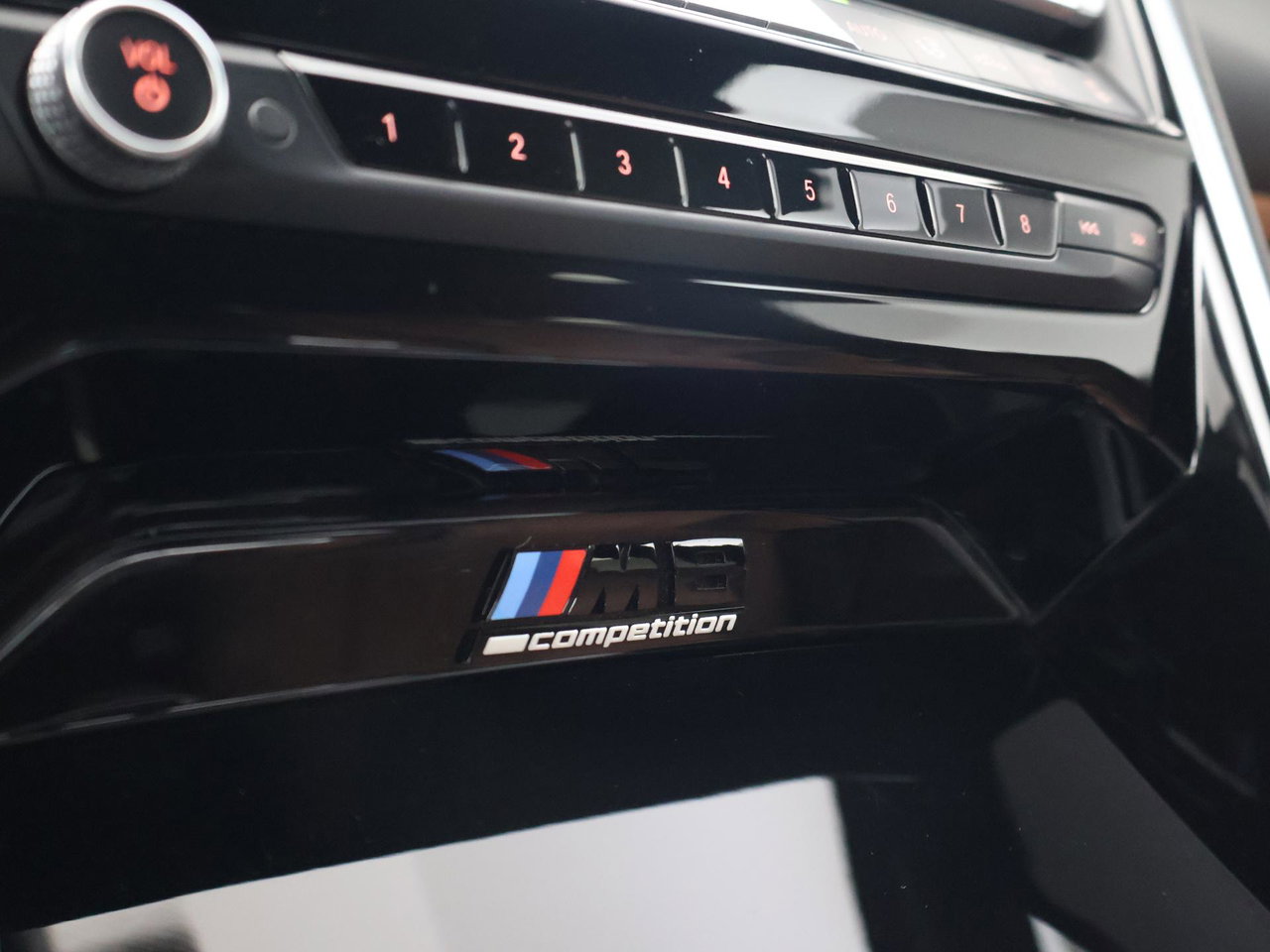 BMW M8
