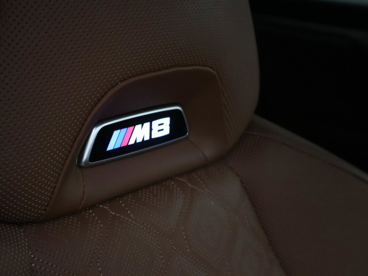 BMW M8