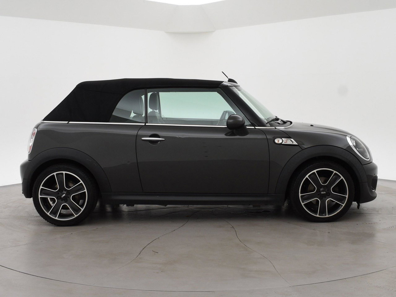 MINI Cabrio