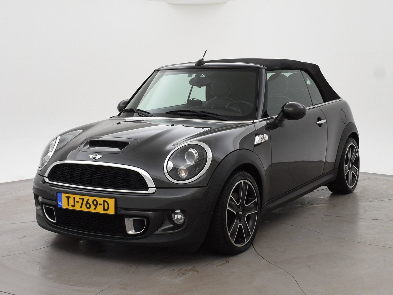 MINI Cabrio