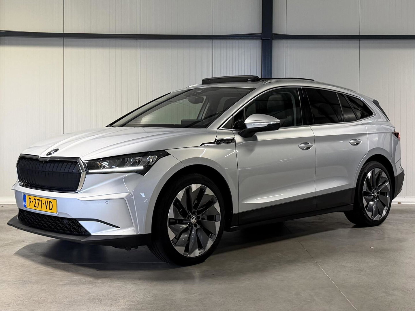 Škoda Enyaq iV 80 Pano Trekhaak Camera Warmtepomp SOH 87%
