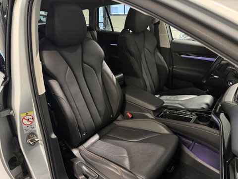 Škoda Enyaq iV 80 Pano Trekhaak Camera Warmtepomp SOH 87%