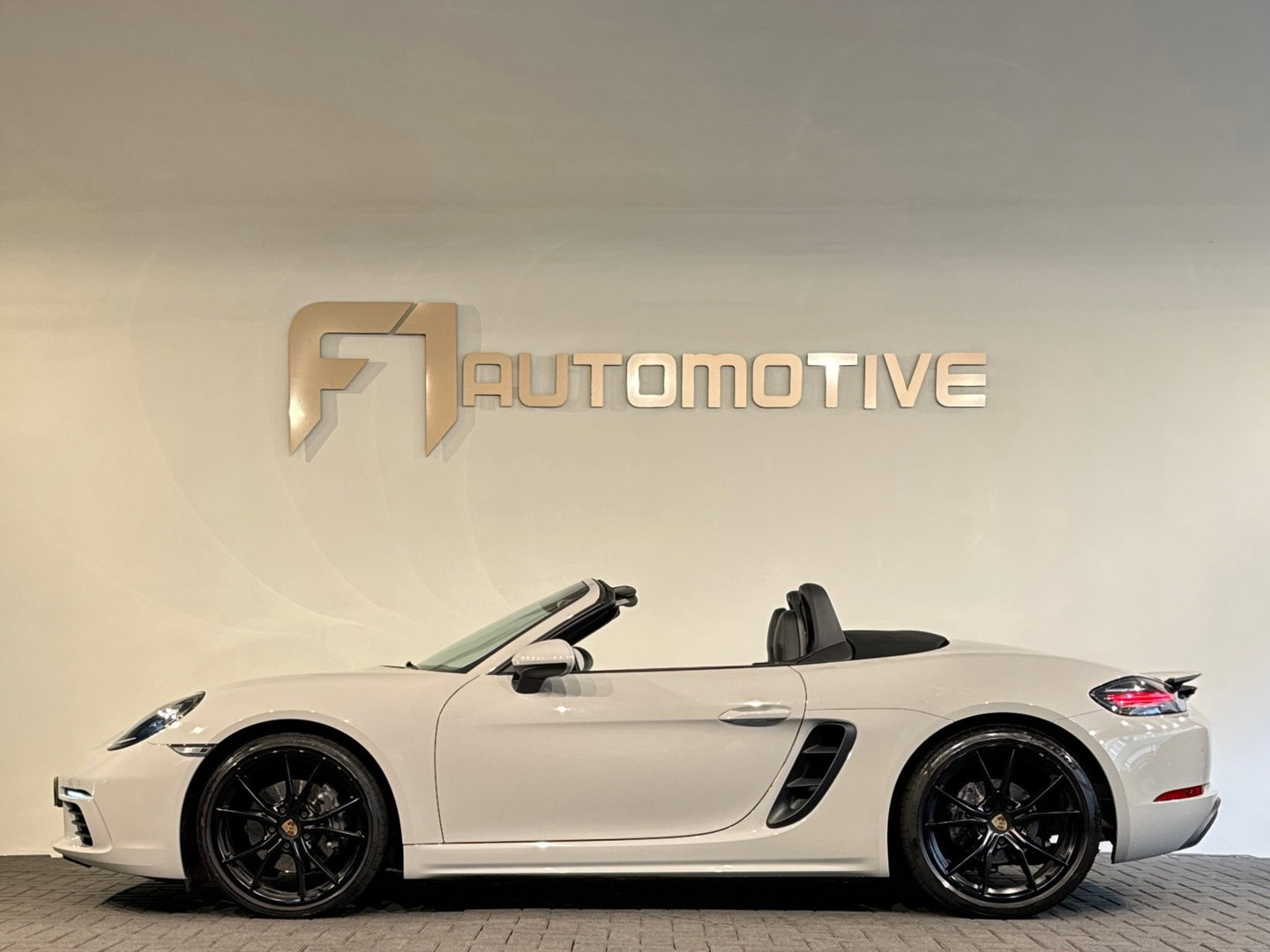 Porsche 718 Boxster 2.0 T Memory|CarPlay|Sportuitlaat|Krijt