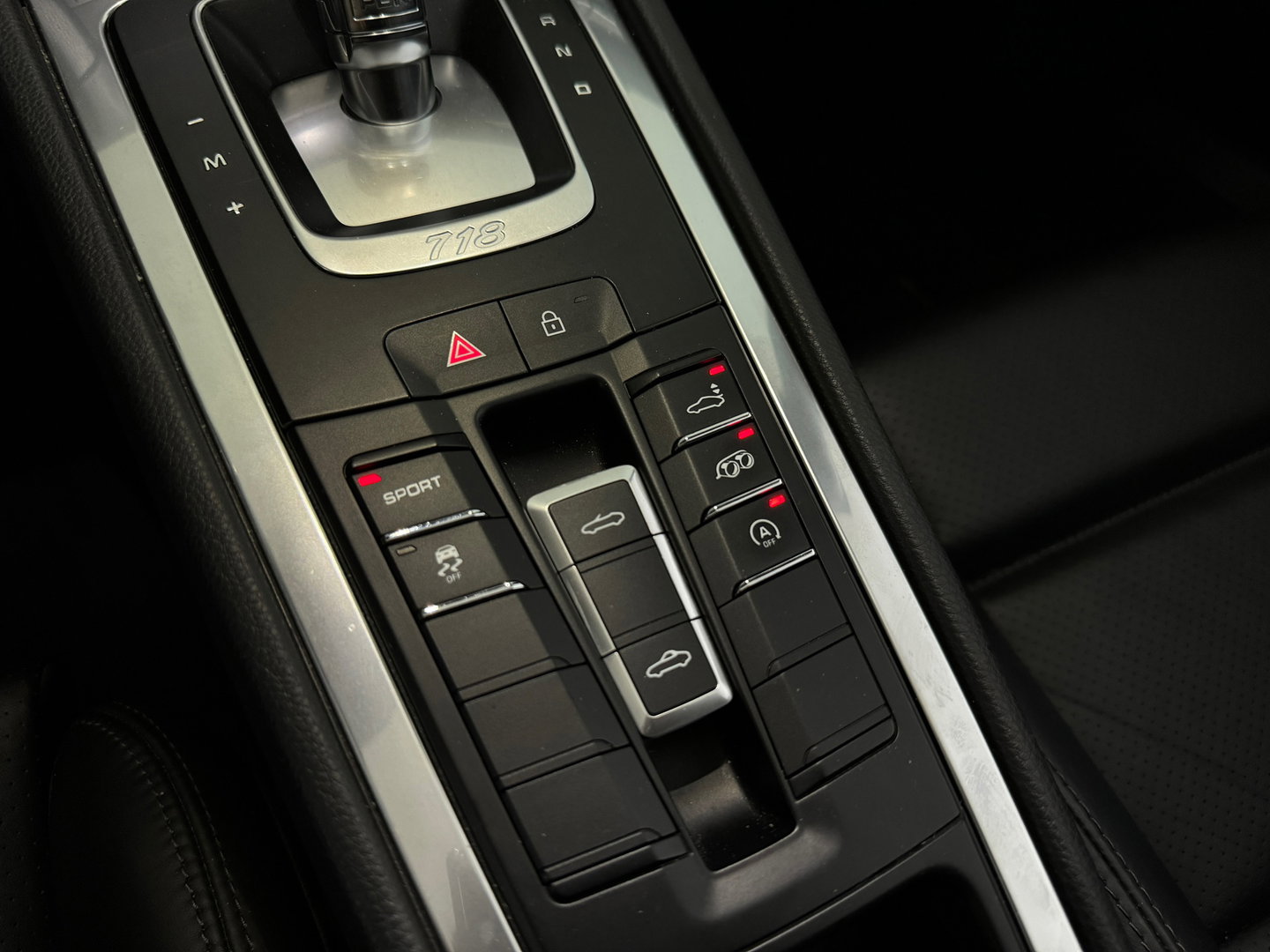 Porsche 718 Boxster 2.0 T Memory|CarPlay|Sportuitlaat|Krijt