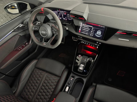 Audi RS3 Sportback 2.5 TFSI quattro Pano|Ceramic|HuD|B&O|VOL