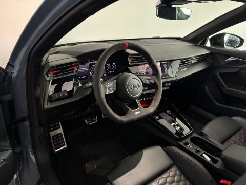 Audi RS3 Sportback 2.5 TFSI quattro Pano|Ceramic|HuD|B&O|VOL