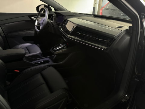 Audi Q4 e-tron 40 S edition 77 kWh Keyless|Leder|HuD|Camera