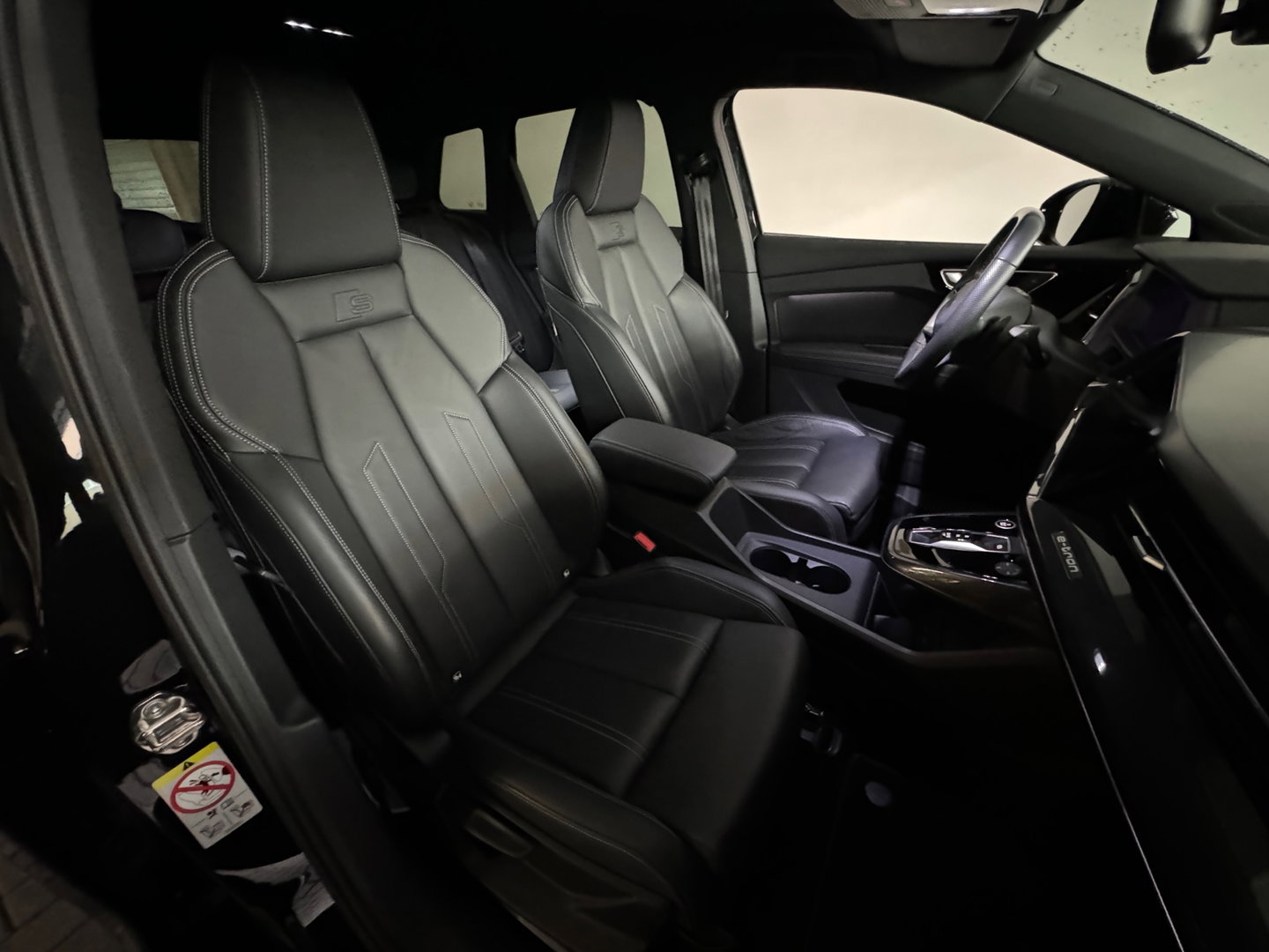 Audi Q4 e-tron 40 S edition 77 kWh Keyless|Leder|HuD|Camera