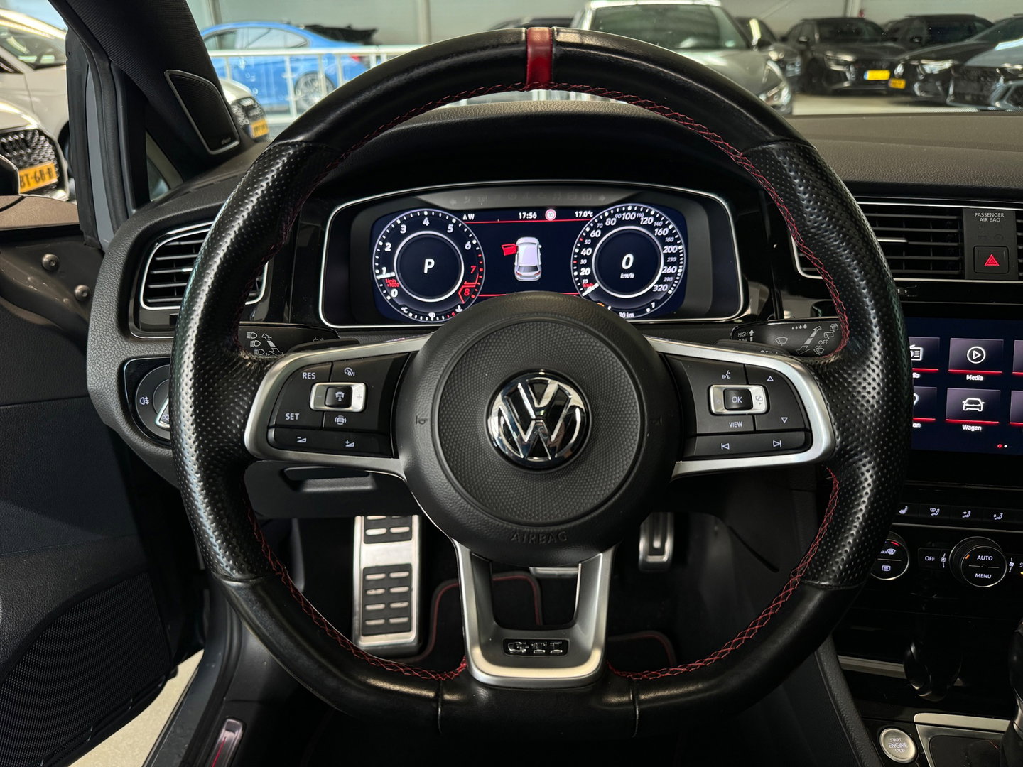 Volkswagen Golf 2.0 TSI GTI TCR Pano|Keyles|Akrapovic|Dynaudio