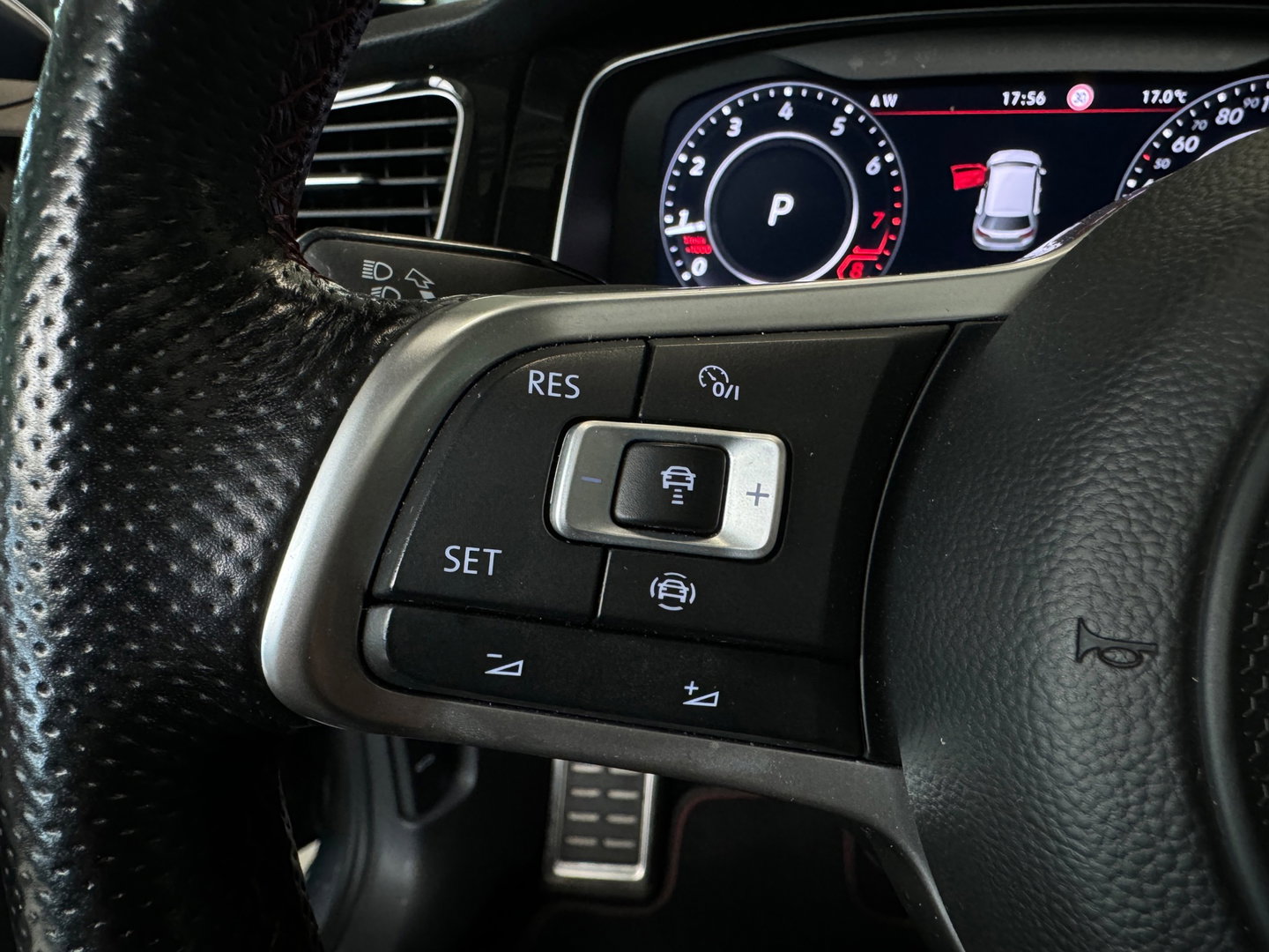 Volkswagen Golf 2.0 TSI GTI TCR Pano|Keyles|Akrapovic|Dynaudio