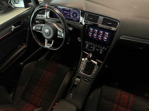 Volkswagen Golf 2.0 TSI GTI TCR Pano|Keyles|Akrapovic|Dynaudio
