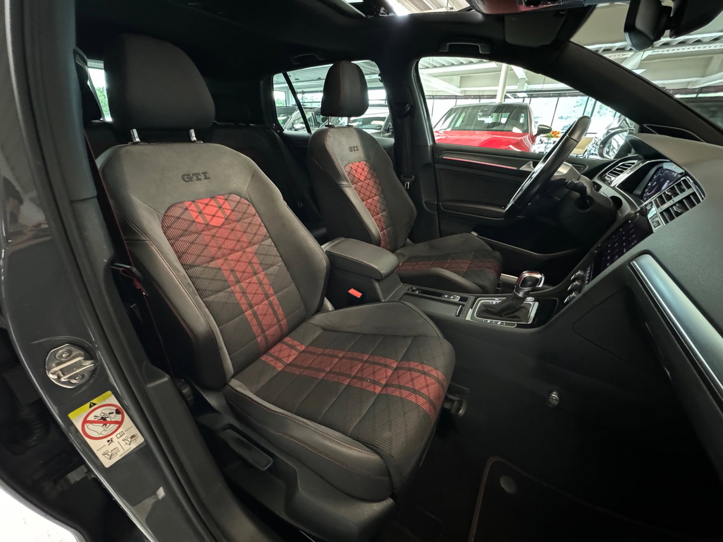 Volkswagen Golf 2.0 TSI GTI TCR Pano|Keyles|Akrapovic|Dynaudio