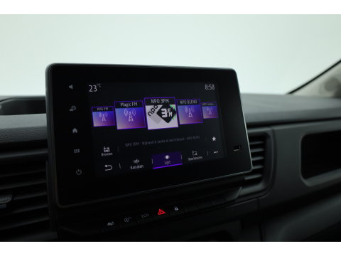 Renault Trafic 2.0 dCi 130pk L2H1 Work Edition | Airco | Cruise | Trekhaak | Zwart met.