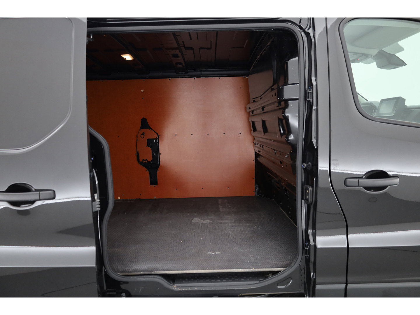 Renault Trafic 2.0 dCi 130pk L2H1 Work Edition | Airco | Cruise | Trekhaak | Zwart met.