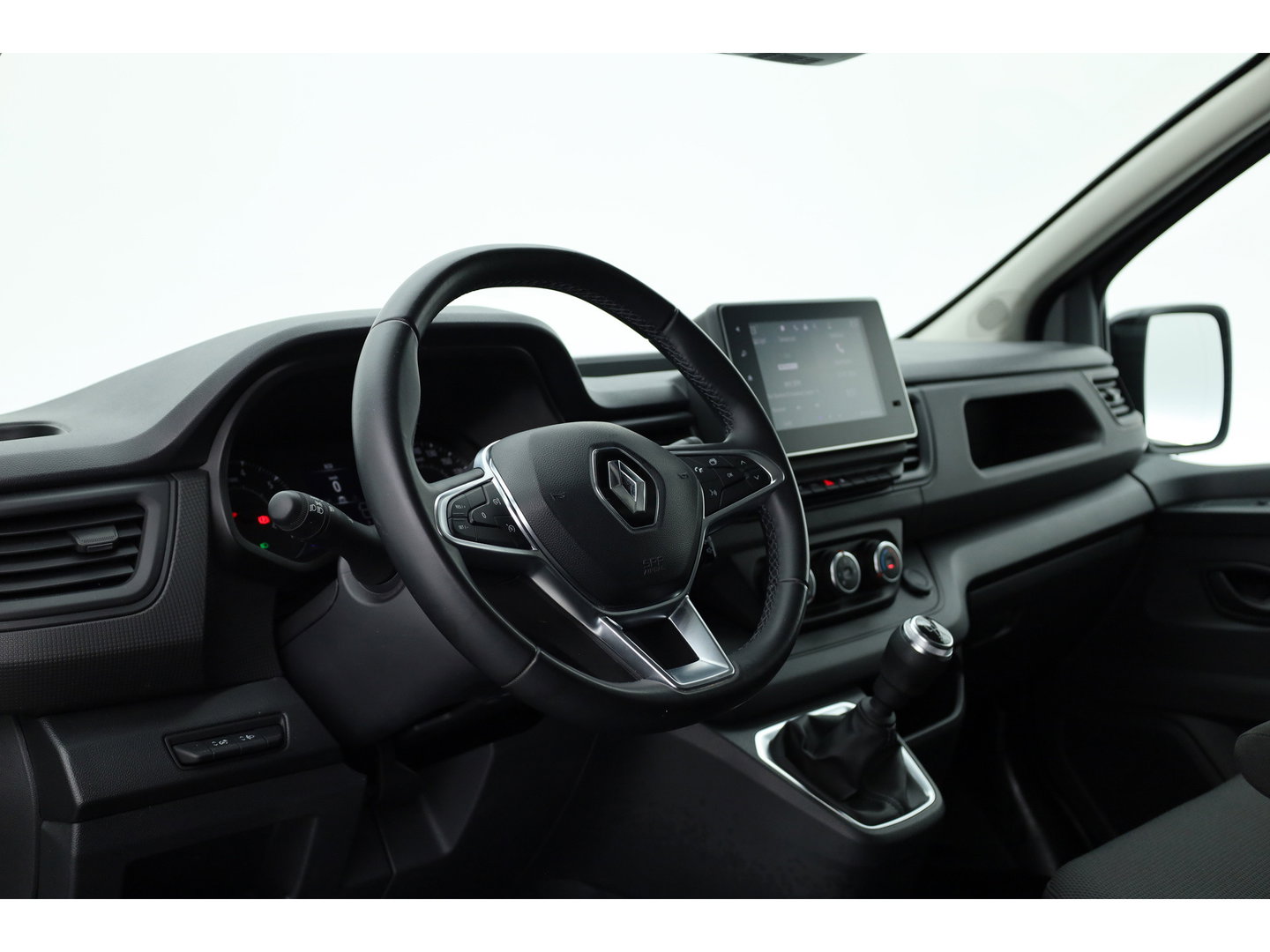 Renault Trafic 2.0 dCi 130pk L2H1 Work Edition | Airco | Cruise | Trekhaak | Zwart met.