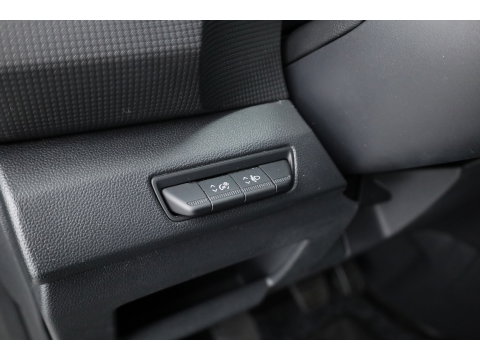 Renault Trafic 2.0 dCi 130pk L2H1 Work Edition | Airco | Cruise | Trekhaak | Zwart met.