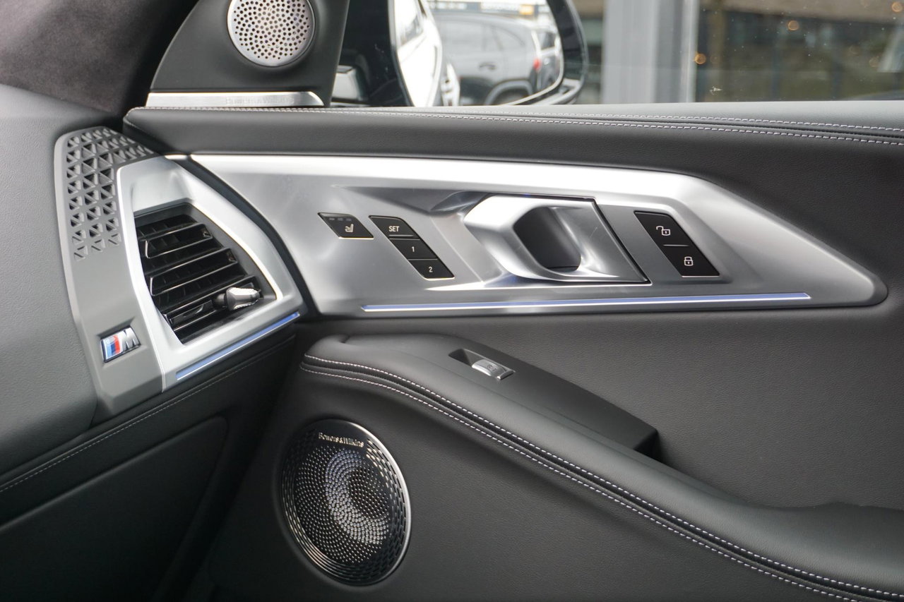 BMW XM