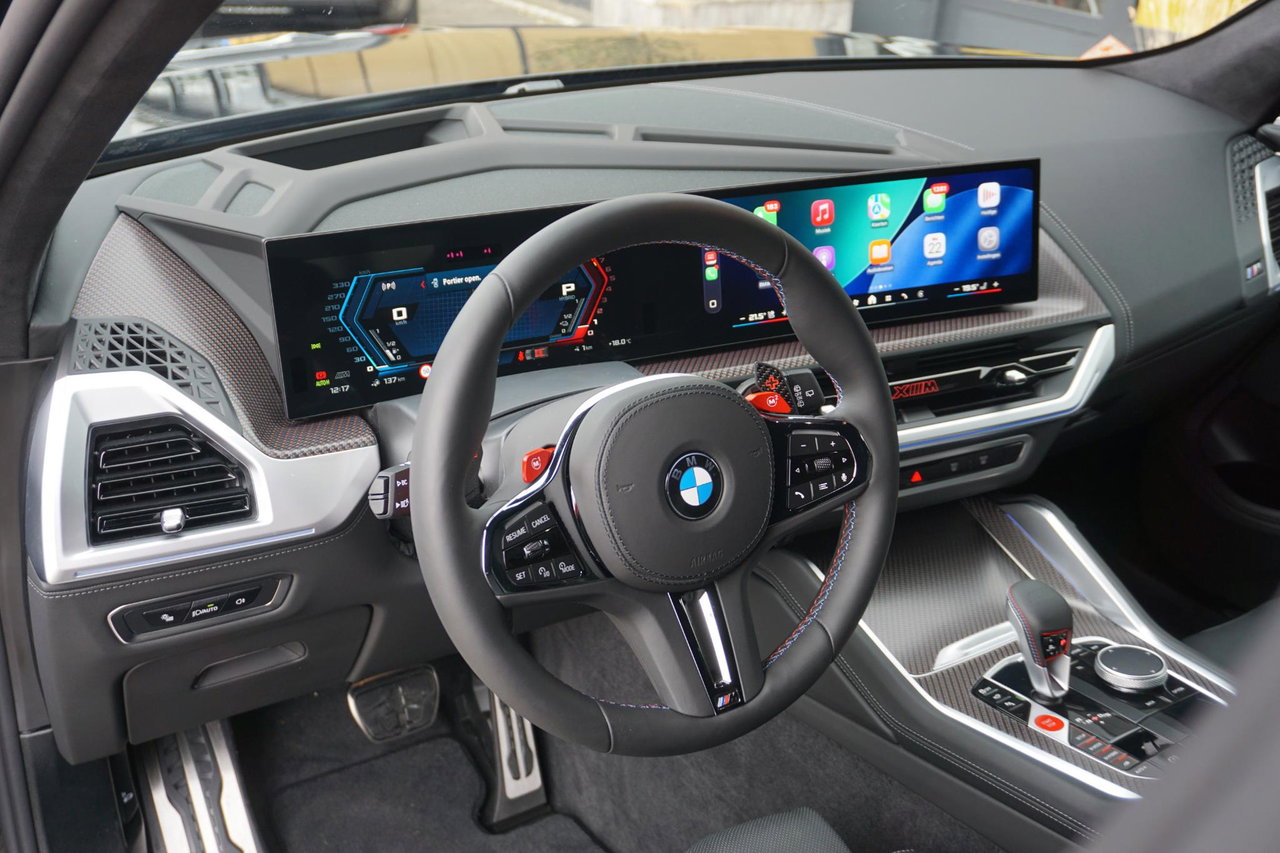 BMW XM