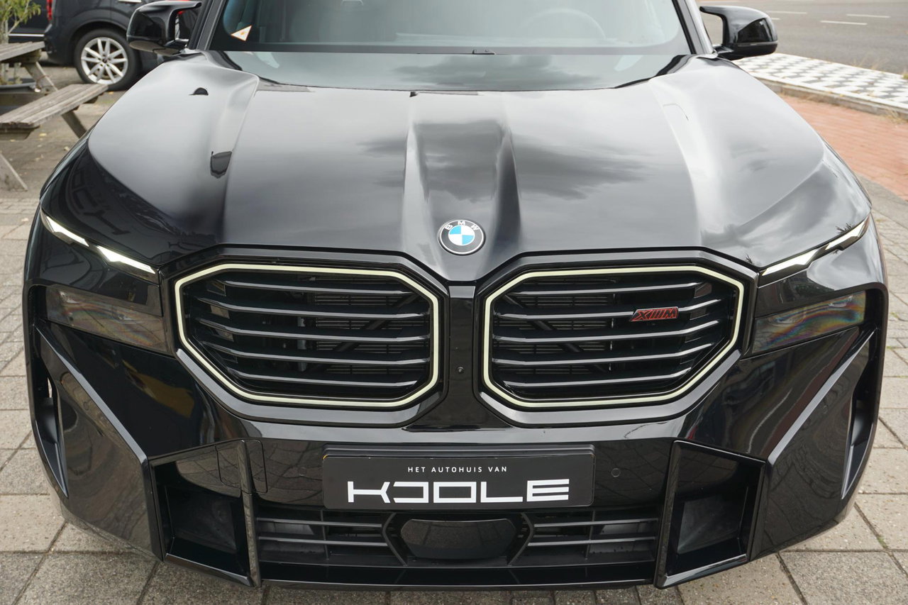 BMW XM