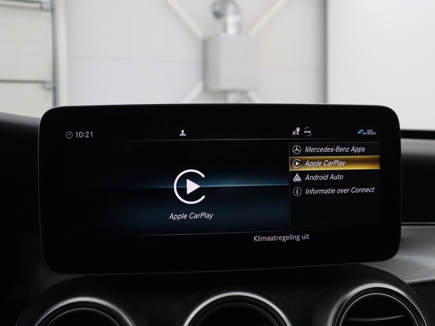 Mercedes-Benz C-Klasse Estate 180 Business Solution AMG | Panoramadak | Trekhaak | Leder/alcantara | Stoelverwarming | Virtual dashboard | Camera | Park assist | Carplay | Full LED