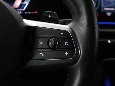 BMW X1 xDrive23i M-sport | Trekhaak | Leder | Head-up | 360 camera | Carplay | Stoelverwarming | Cruise control | Sfeerverlichting | Climate control | Full LED
