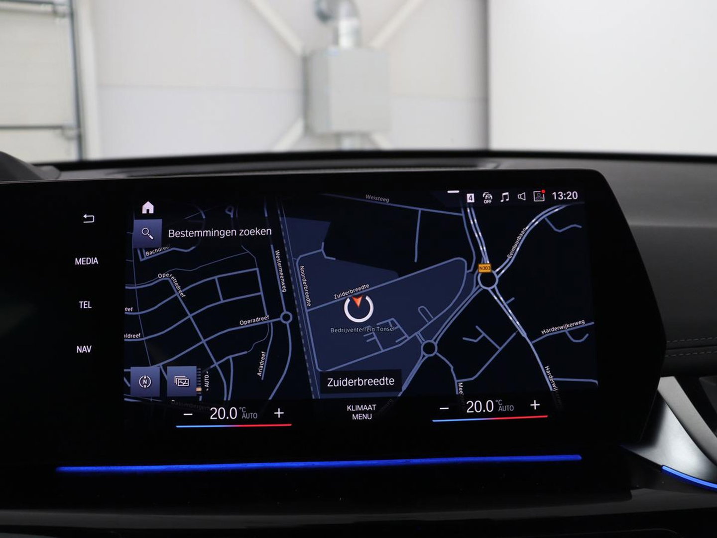 BMW X1 xDrive23i M-sport | Trekhaak | Leder | Head-up | 360 camera | Carplay | Stoelverwarming | Cruise control | Sfeerverlichting | Climate control | Full LED