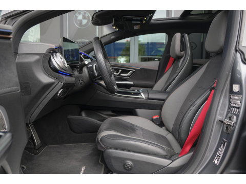 Mercedes-Benz EQE 350+ AMG 292pk 91 kWh Panoramadak Burmester Luchtvering Head-up Carplay BOMVOL!