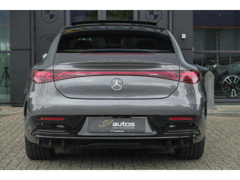 Mercedes-Benz EQE 350+ AMG 292pk 91 kWh Panoramadak Burmester Luchtvering Head-up Carplay BOMVOL!