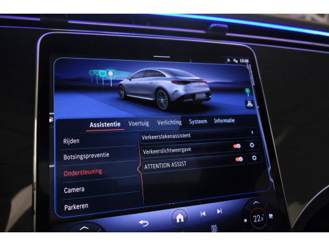 Mercedes-Benz EQE 350+ AMG 292pk 91 kWh Panoramadak Burmester Luchtvering Head-up Carplay BOMVOL!