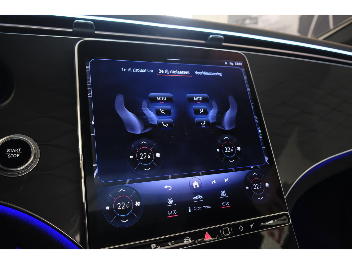 Mercedes-Benz EQE 350+ AMG 292pk 91 kWh Panoramadak Burmester Luchtvering Head-up Carplay BOMVOL!