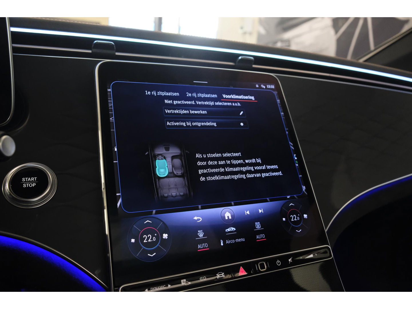 Mercedes-Benz EQE 350+ AMG 292pk 91 kWh Panoramadak Burmester Luchtvering Head-up Carplay BOMVOL!