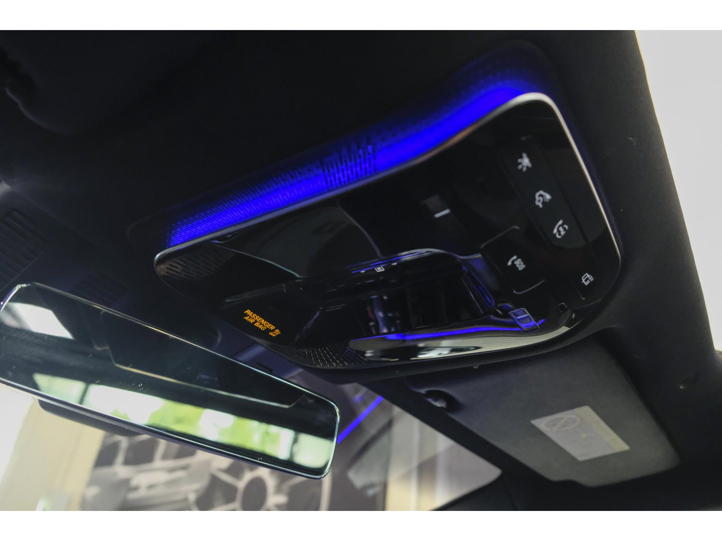 Mercedes-Benz EQE 350+ AMG 292pk 91 kWh Panoramadak Burmester Luchtvering Head-up Carplay BOMVOL!
