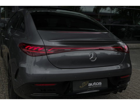 Mercedes-Benz EQE 350+ AMG 292pk 91 kWh Panoramadak Burmester Luchtvering Head-up Carplay BOMVOL!
