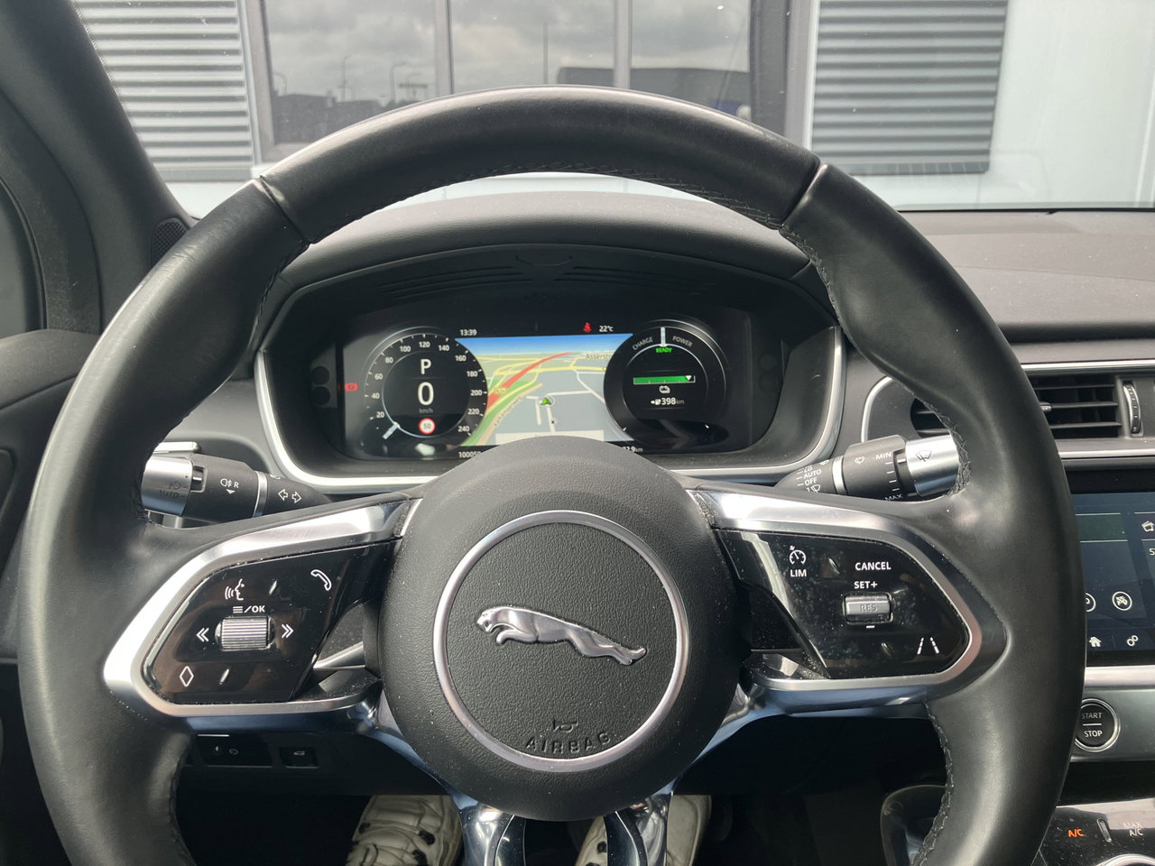 Jaguar I-PACE