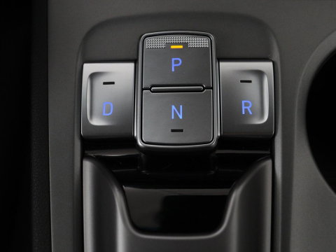 Hyundai KONA EV Premium 64 KWh | SOH 96.2% | Leder | Trekhaak | Head-up | Stoelventilatie | Stuur/stoel verwarming | Adaptive cruise | Camera | Park assist | Carplay | Dodehoek detectie | Krell sound |