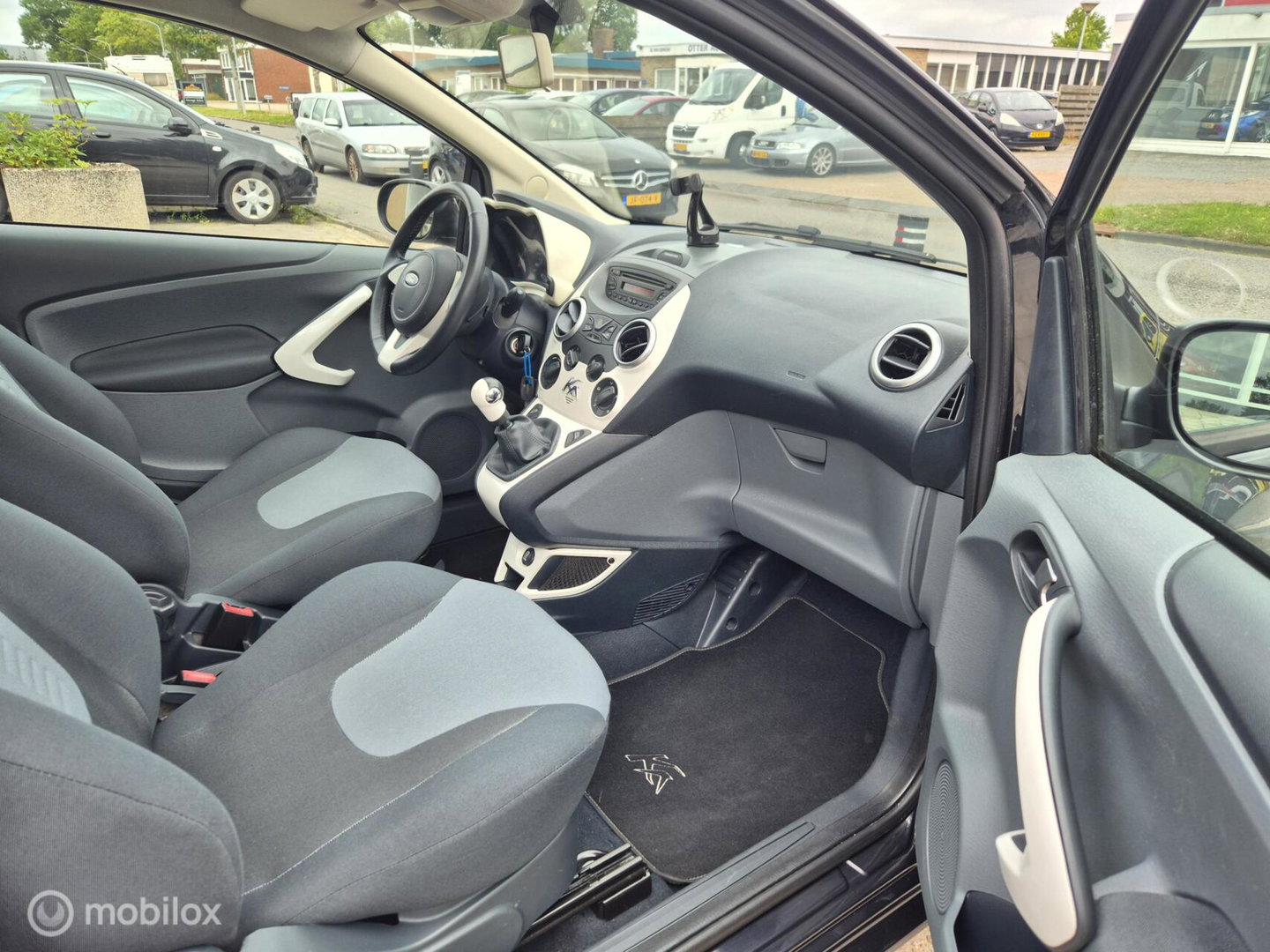 Ford Ka 1.2 Titanium, Pano, 1e eigenaar, dealer onderhouden!