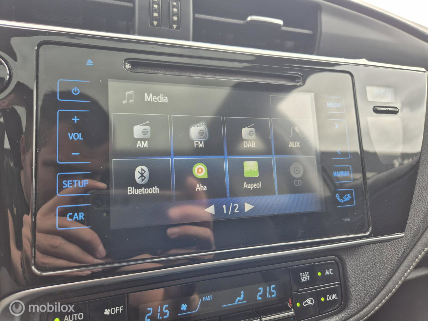 Toyota Auris 1.8 Hybrid Lease-pro, Pano,Navi, Camera,Clima