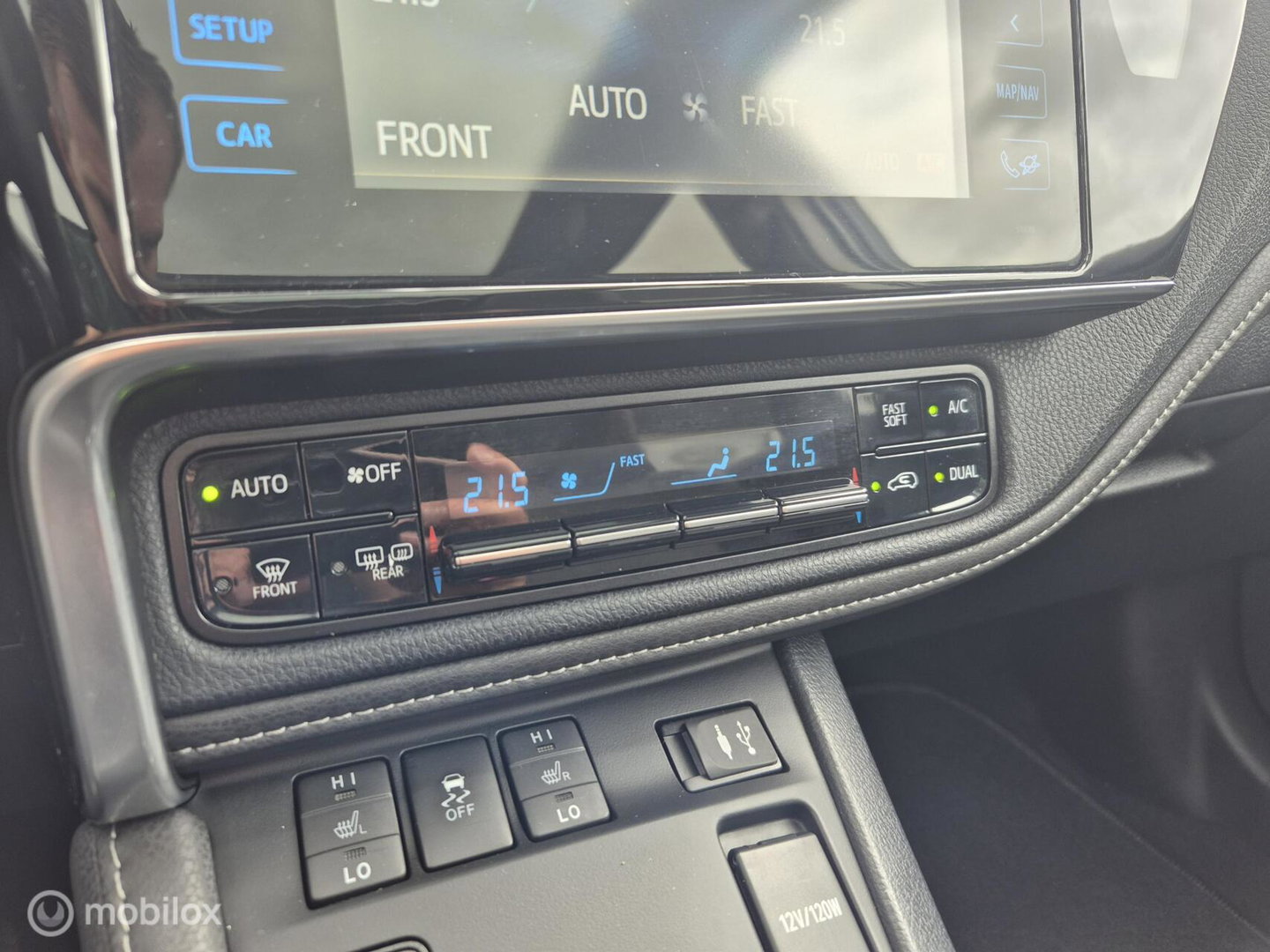Toyota Auris 1.8 Hybrid Lease-pro, Pano,Navi, Camera,Clima