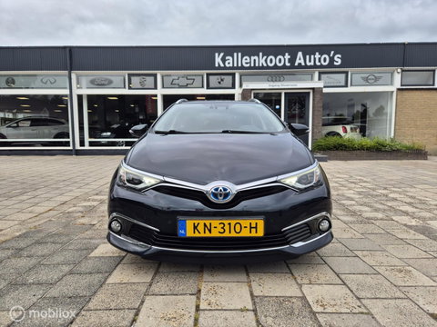 Toyota Auris 1.8 Hybrid Lease-pro, Pano,Navi, Camera,Clima